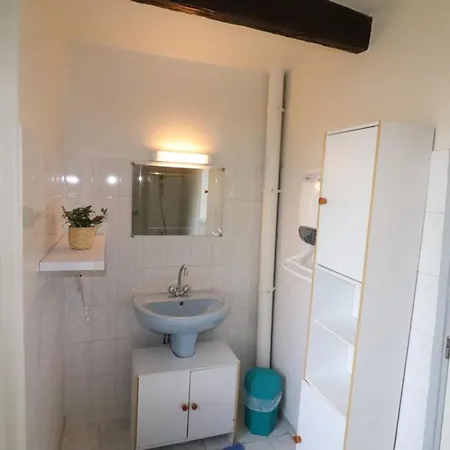 Maison De Charme Avec Jardin Pres De Salers, Ideale Pour 2 Pers, Cheminee, Animaux Acceptes, Draps Inclus - Fr-1-742-85 * Drugeac